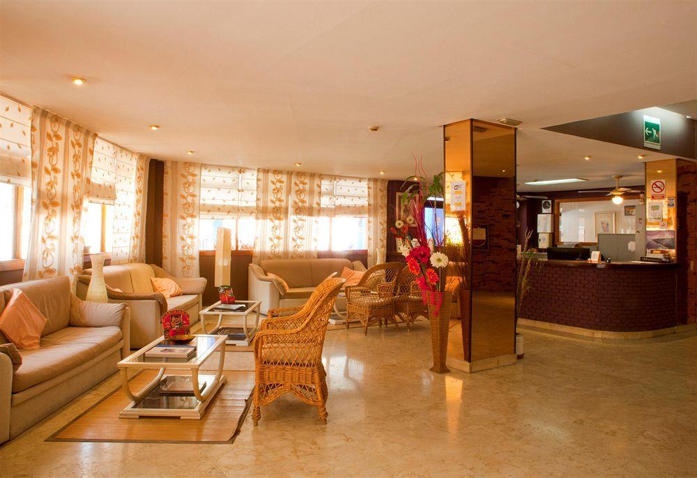 Palm Beach Club Apartamentos Carihuela Торремолінос Екстер'єр фото