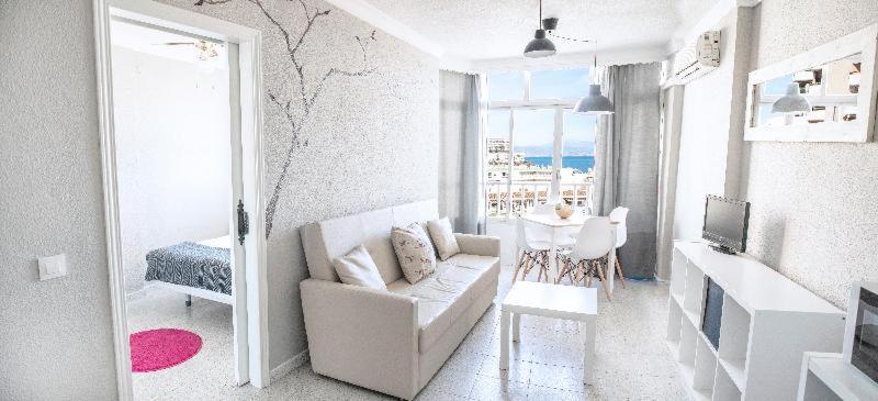 Palm Beach Club Apartamentos Carihuela Торремолінос Номер фото