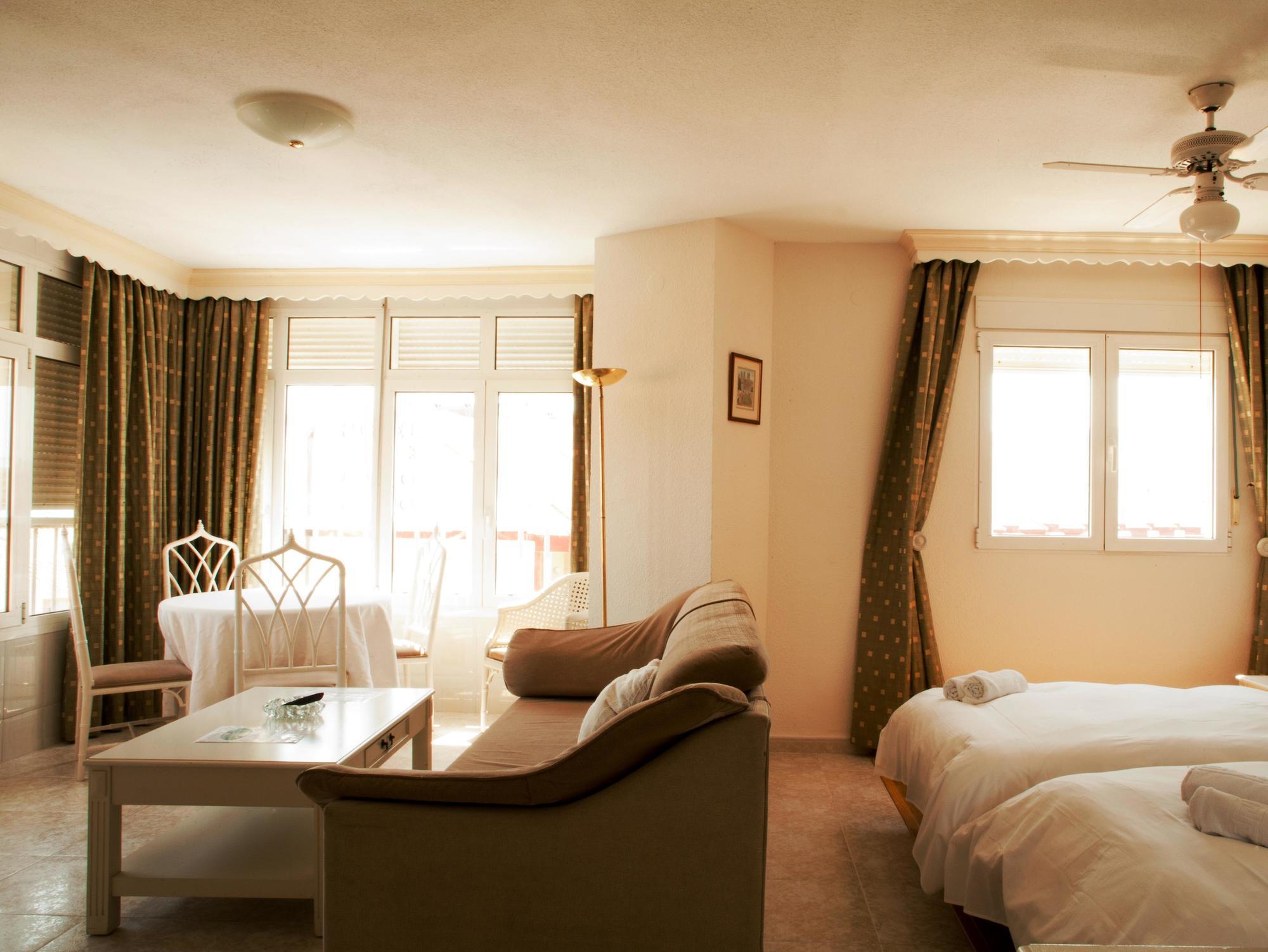 Palm Beach Club Apartamentos Carihuela Торремолінос Екстер'єр фото