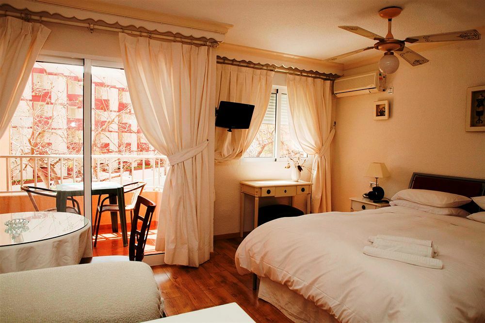 Palm Beach Club Apartamentos Carihuela Торремолінос Екстер'єр фото